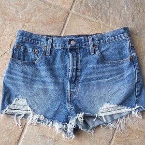 Levi's 501 Distressed Denim Shorts Med Wash Grunge